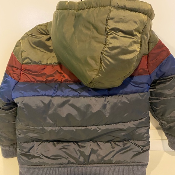 Gymboree puffer.coat with hood - Picture 5 of 6